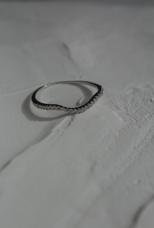 Wavy Crystal Ring