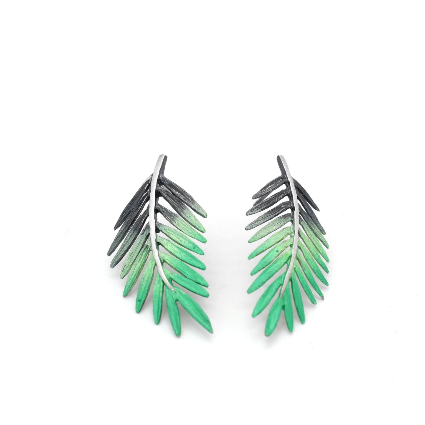 sterling silver palm tree earring with a natural green pigment by orfega compostela. Sterling silver post back
