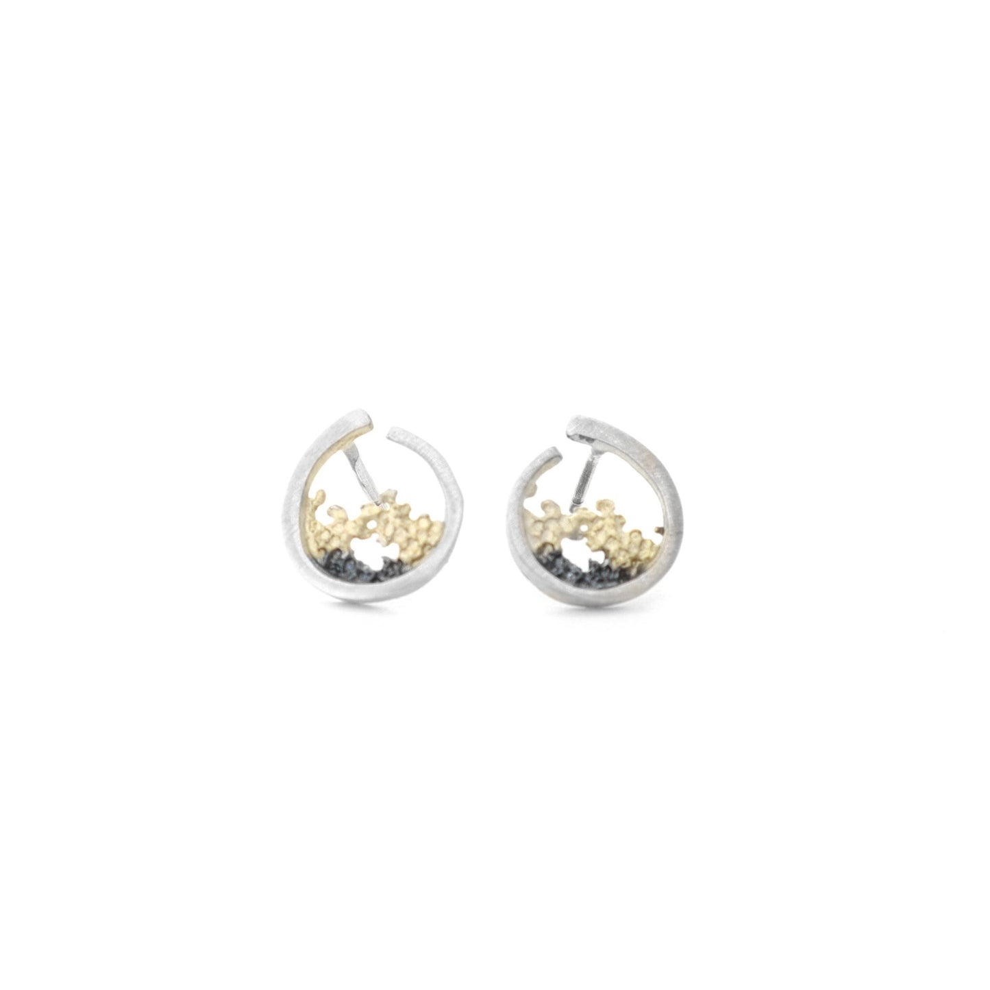orfega mini wave earrings in gold, sterling silver and natural pigments